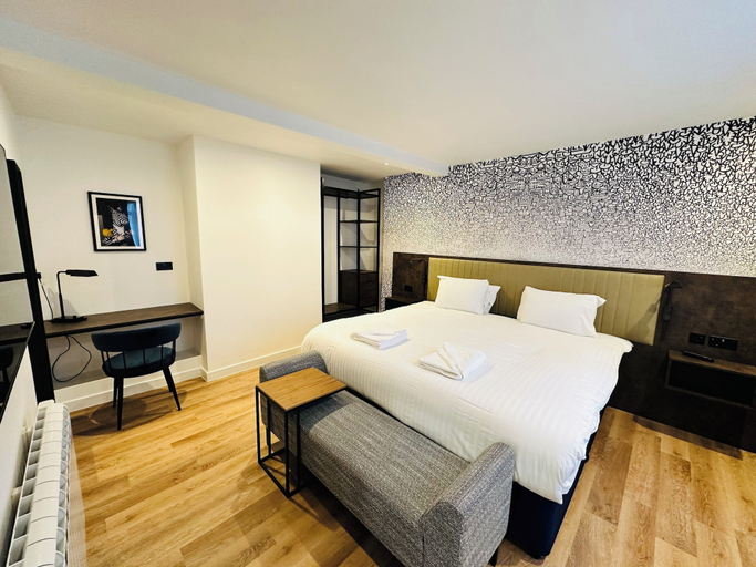 Bedroom 3, Rhode Lane Serviced Apartments, Somerset