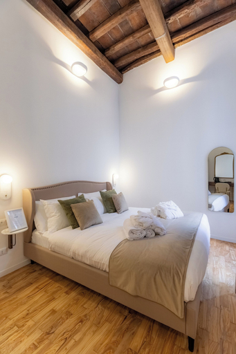 Room 5, Amelie SuiteTrevi, Rome