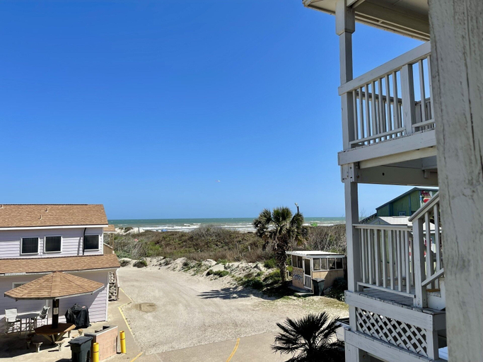 Property grounds 5, Beachgate Condo Suites And Hotel 224+226 2 Bedroom Condo, Nueces