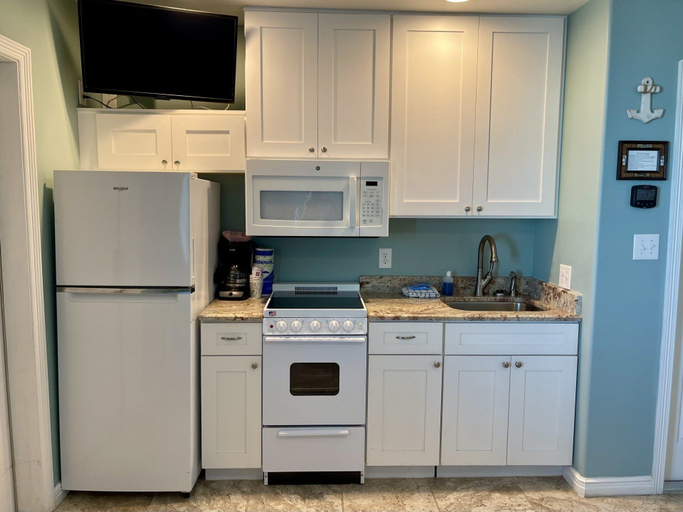 Private kitchen 4, Beachgate Condo Suites And Hotel 232+233 2 Bedroom Condo, Nueces