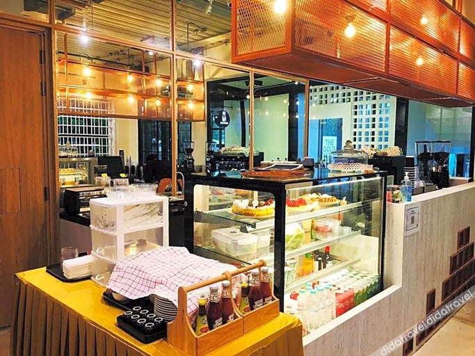 Food & Drinks 4, The Gold Living Life, Thung Song