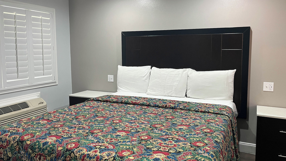 Room 3, Studio 6 – Oakland, CA – San Francisco Berkeley Area, Alameda