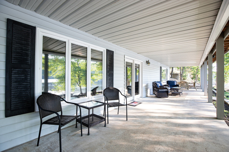 Terrace/patio 5, Ideal Cove With Amazing Dock, Kayaks & Fire Pit, Camden