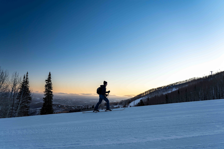 Snow and ski sports 4, Luxury 2 Bedroom Ski in Ski Out 2 Condo, Summit