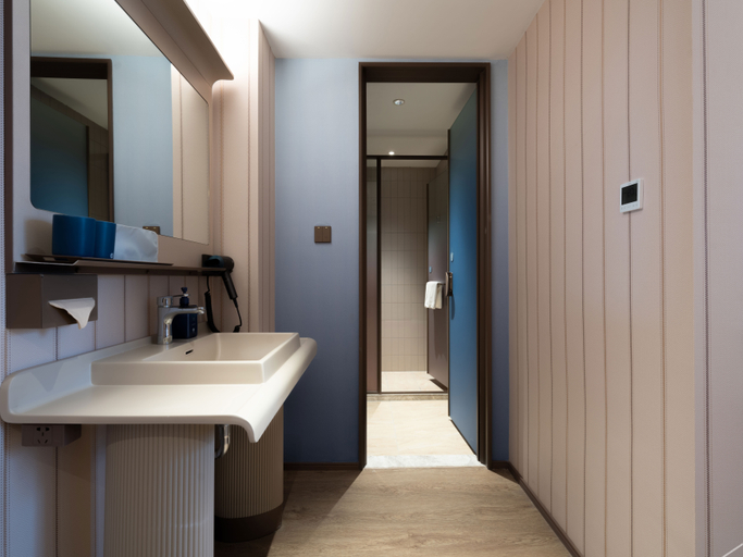 Bathroom 3, Hanting Hotel Jinan Jingshi Road Hexie Plaza, Jinan