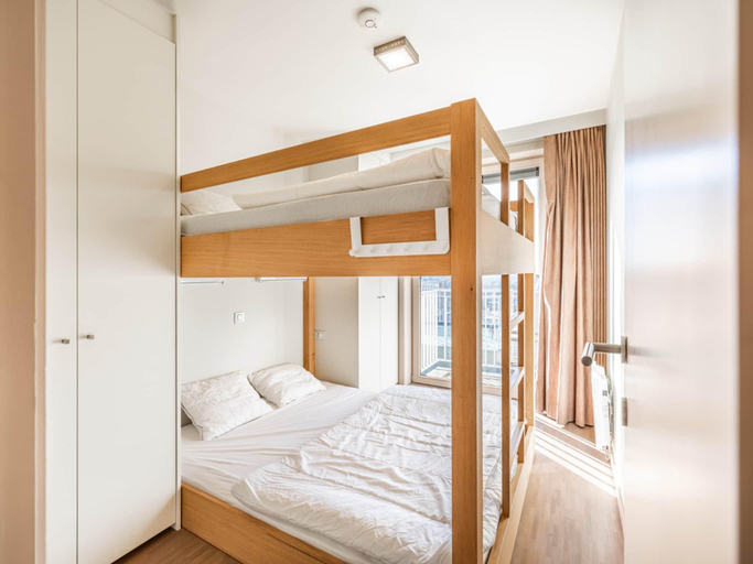 Bedroom 2, Apartment near Sandy Beach in Coastal Area, West-Vlaanderen