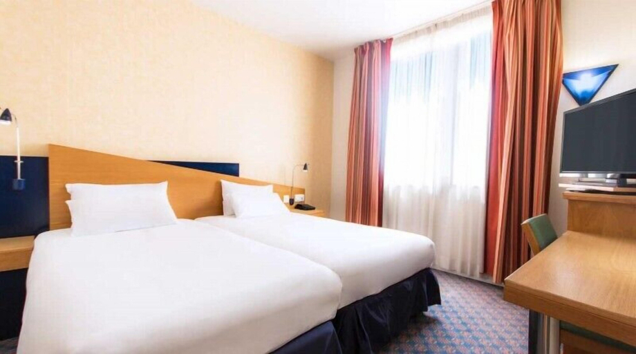 Bedroom 3, B&B HOTEL Valencia Arena, Valencia