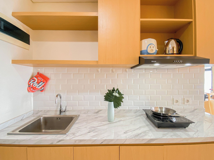 Private kitchen 4, Japanese Style Studio At Pollux Chadstone Apartment, Cikarang