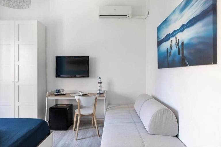 Bedroom 2, Sapore Di Mare, Latina