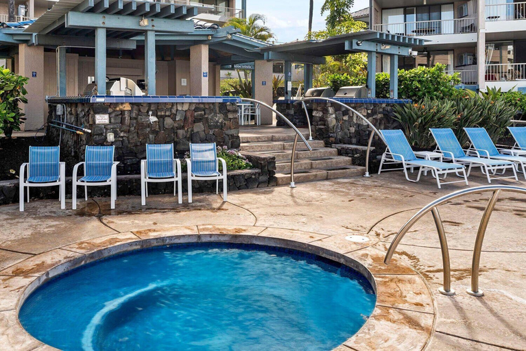 Pool 2, Ocean Front Deluxe Top Floor AC Concierge Included - Vrkcv, Hawaii
