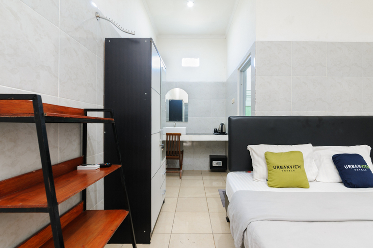Bedroom 3, Urbanview Ava Guest House Goa Gong, Badung