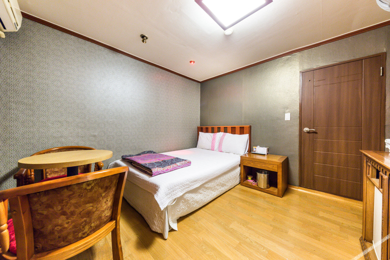 Bedroom 3, Yeongdeungpo Market Max Motel, Yeongdeungpo