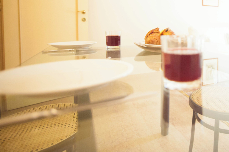 Food & Drinks, Italianflat - Via Mazzini, Verona