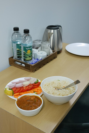 Food & Drinks, Urban Suites Silpukhuri, Kamrup Metropolitan