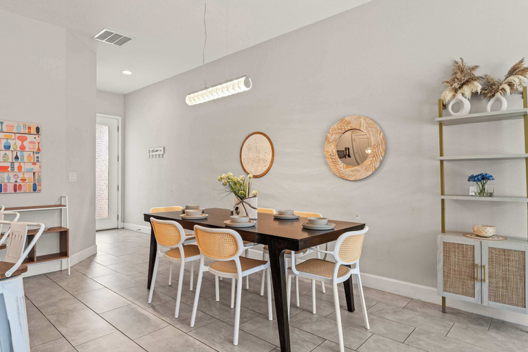 Others 5, Chic Villa Domani Retreat 9ppl, Polk