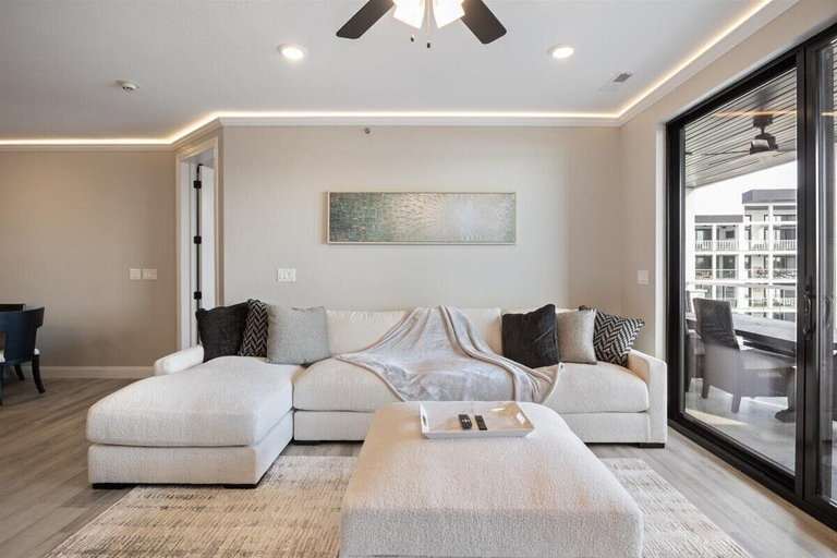 Living area 3, Lakefront Topsider Condo w/ Boat Slip, 2 Pools & Large Deck, Camden
