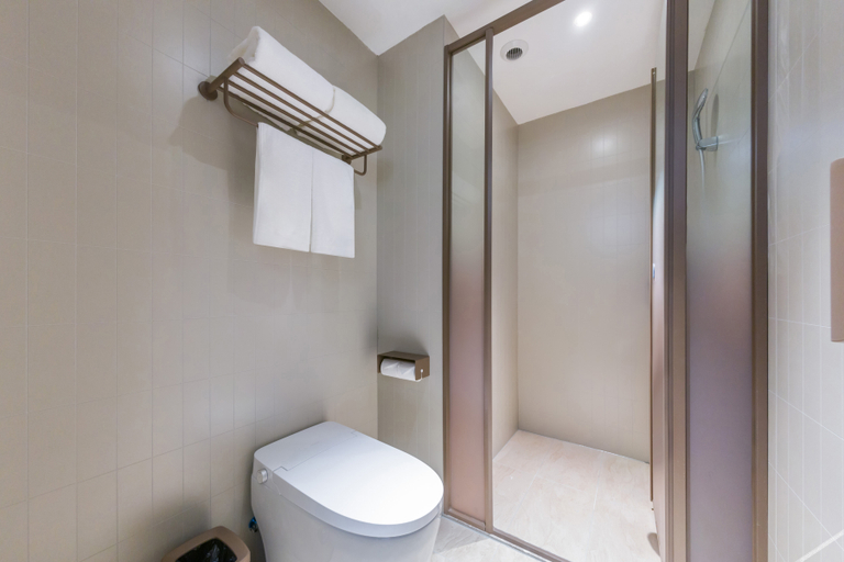 Bathroom 3, HanTing Hotel (Shanghai Cao'an Road Xietong Building), Shanghai