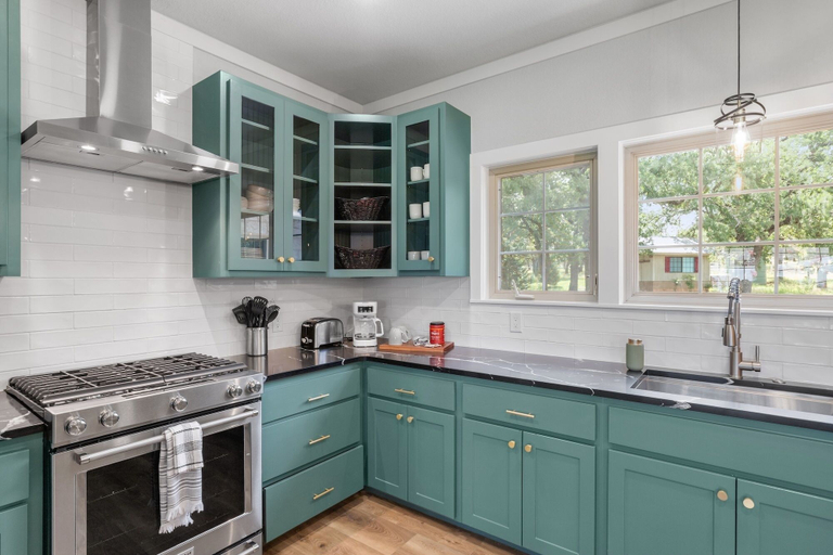 Private kitchen 3, Pecan Farm Haus 2 Bedroom Cottage by RedAwning, Gillespie