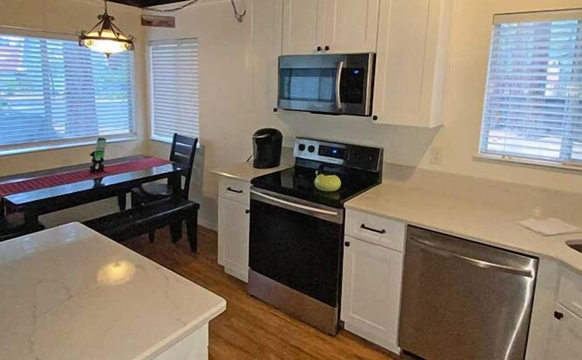 Private kitchen 2, 2708 Springwood Drive 2 Bedroom Cabin, El Dorado