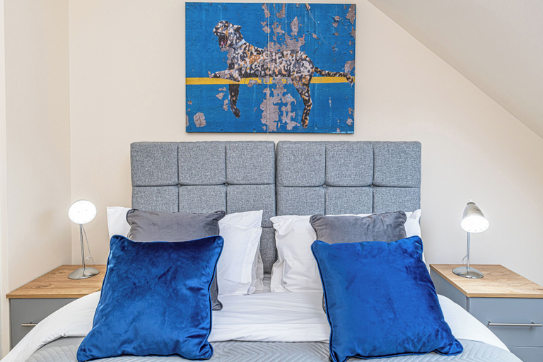 Room 4, Scosthrop - Bridge End Mill By Guestz, North Yorkshire
