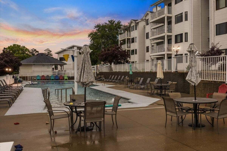 Pool 2, Lakefront Osage Beach Condo + Workspace w/ Pool Views, Camden