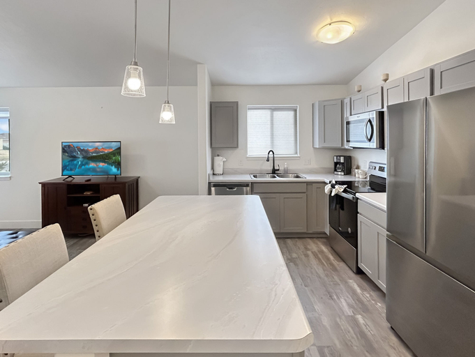 Private kitchen 2, Bark And Bike Abode 3 Bedroom Home, Mesa