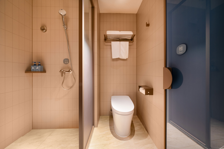 Bathroom 3, Hanting Hotel Beijing Miyun Gulou Street, Beijing
