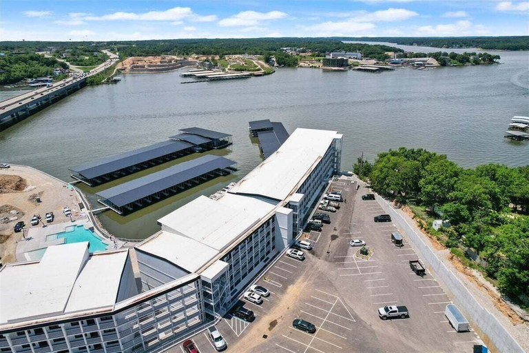 Exterior 4, Newly Designed Topsider Condo w/ Beautiful Main Channel Views, Camden
