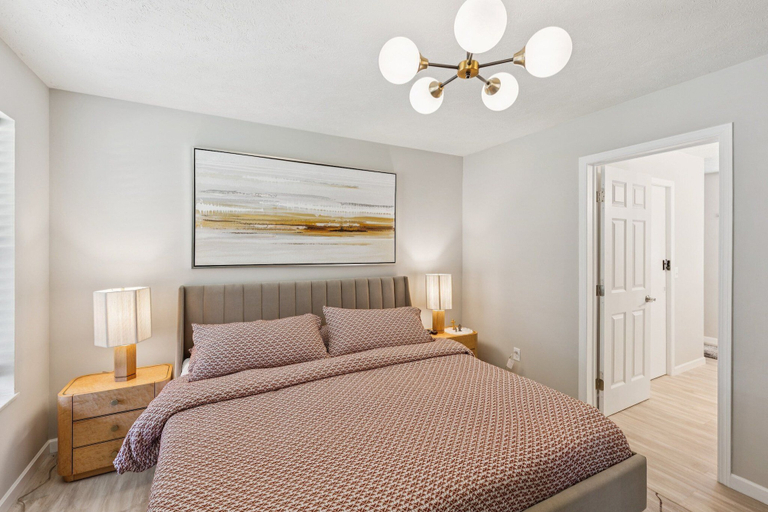 Room 5, Oglesby Vacation Home 6 Bedroom Home, La Salle