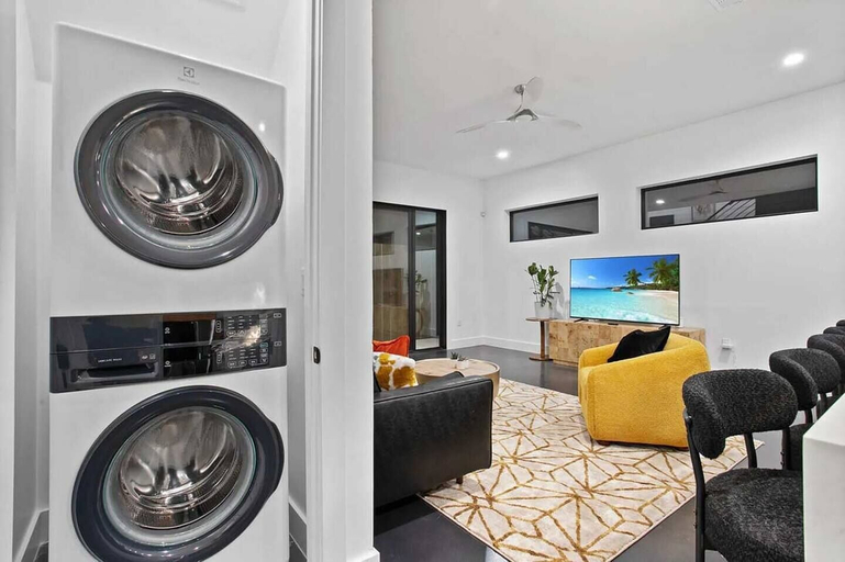 Laundry, South Lamar Luxe Creekside Hot Tub, Travis