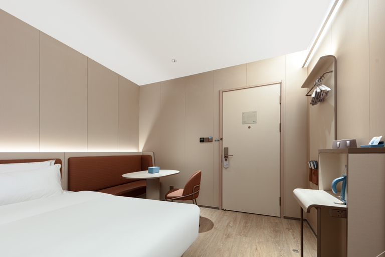Bedroom 4, Hanting Hotel Qingdao Central Business District MixC, Qingdao