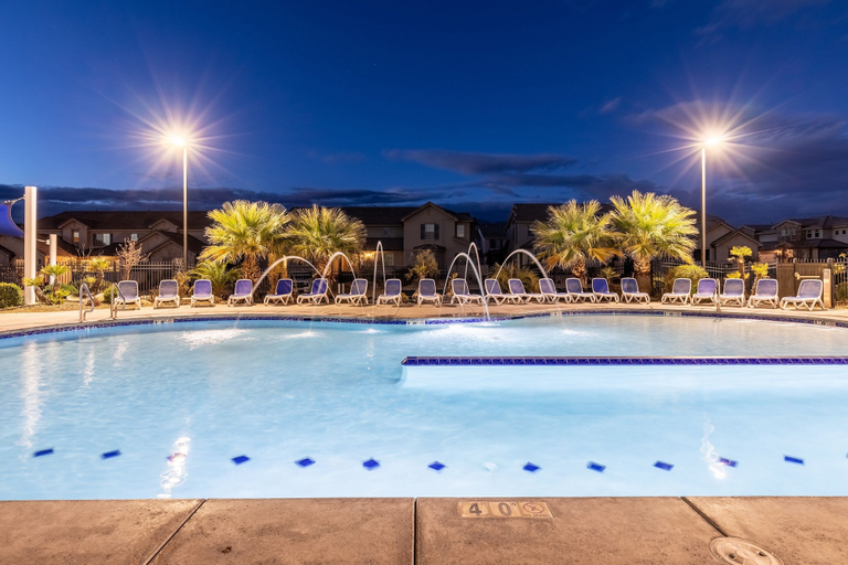 Pool 2, The Florentine 3 Bedroom Apts by RedAwning, Washington