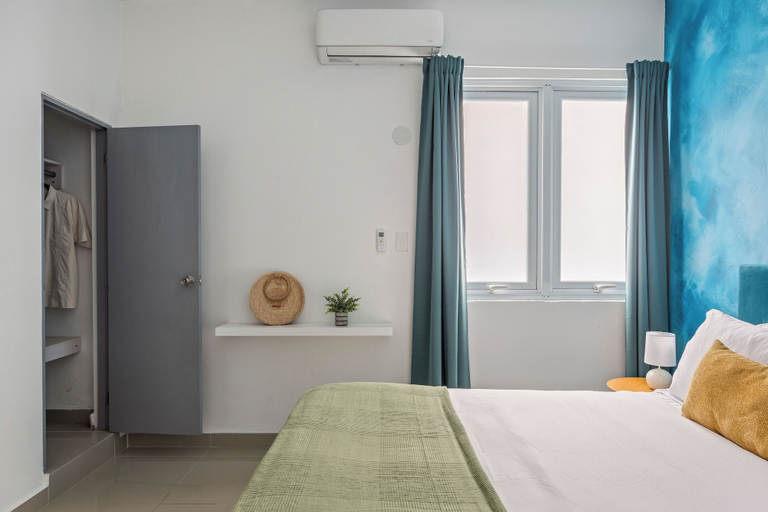 Room 5, Ocean Park 2BD/2BA/Pool/Walk to beach Portocafe