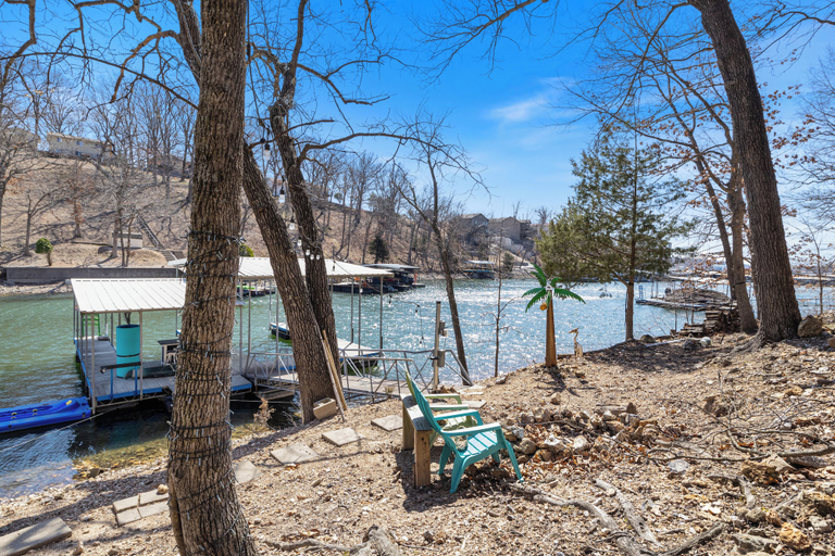 Lake 2, Spacious Home & Lake Access, Lake Views Throughout, Miller