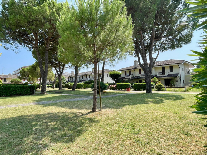 Others 4, Beautiful Villa For six People-pool-tv-ac, Venezia