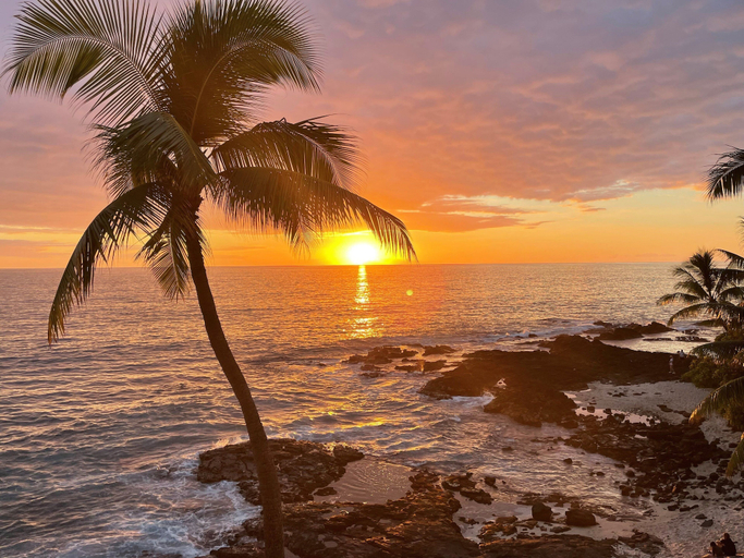 Beach 2, Direct Ocean Front Outdoor Lanai Patio Hawaii Unit! - Vrkcv, Hawaii