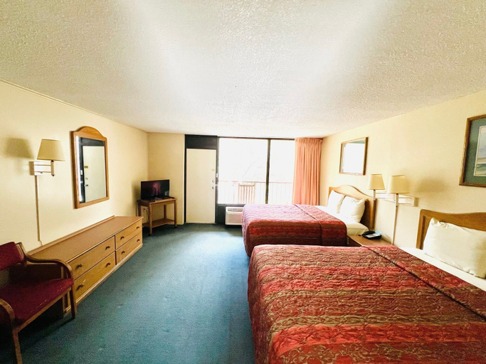 Bedroom 2, Newfound Lodge on the river, Swain