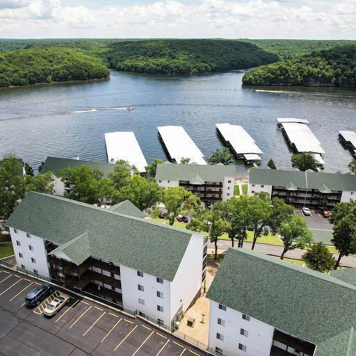 Exterior 2, Amazing Lake Views With Pool, Loft, & Balcony, Camden