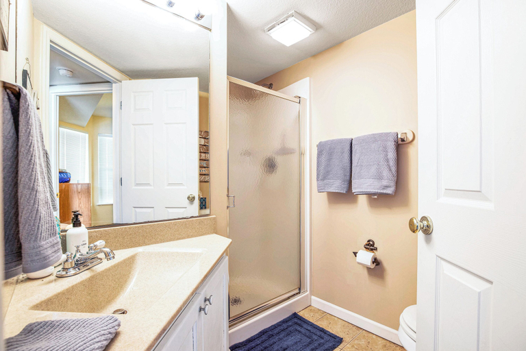 Bathroom 3, Amazing Lake Views With Pool, Loft, & Balcony, Camden