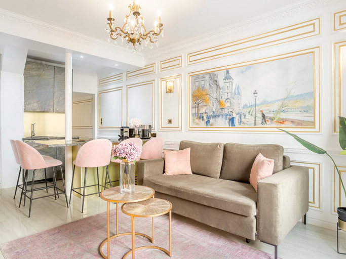 Living area 2, Merveil Luxury Suite - Bourdonnais, Paris