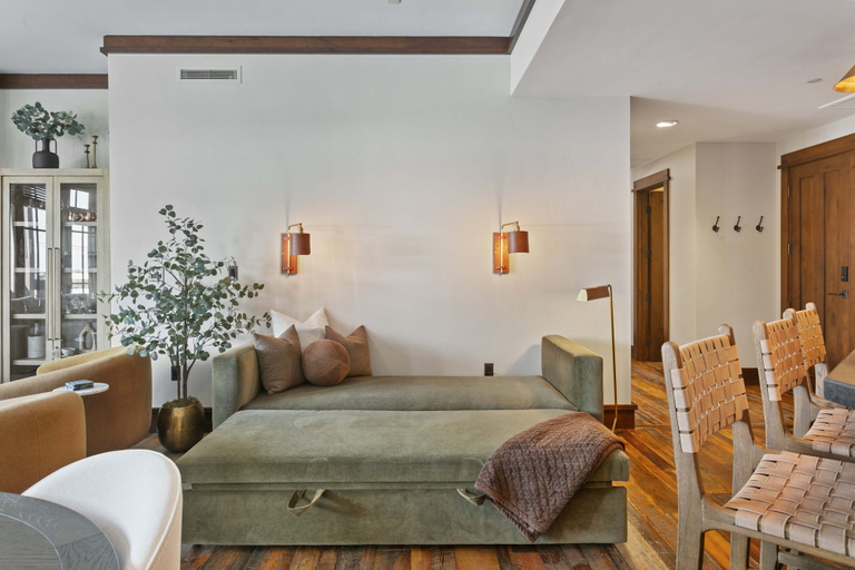 Living area 5, 306 - Two Bedroom Condo Arrowleaf by Deer Valley Resort, Summit