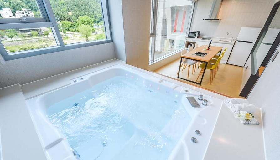 Bathroom 3, Namyangju Aintio Pension, Gapyeong