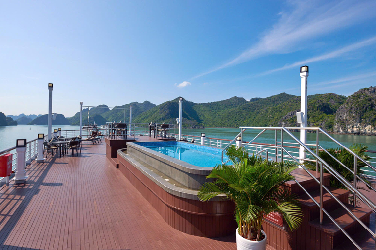 Sport & Beauty 5, Paradise Legacy Cruise Halong, Hạ Long