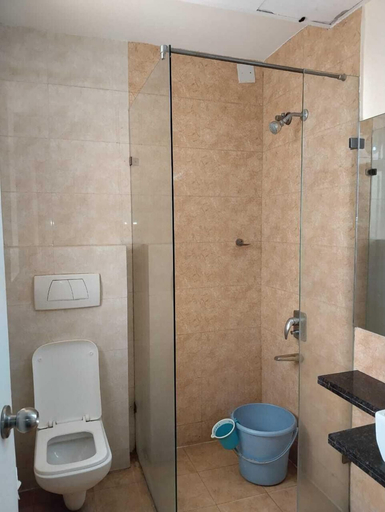 Bathroom 2, VH Hotels Domlur, Bangalore