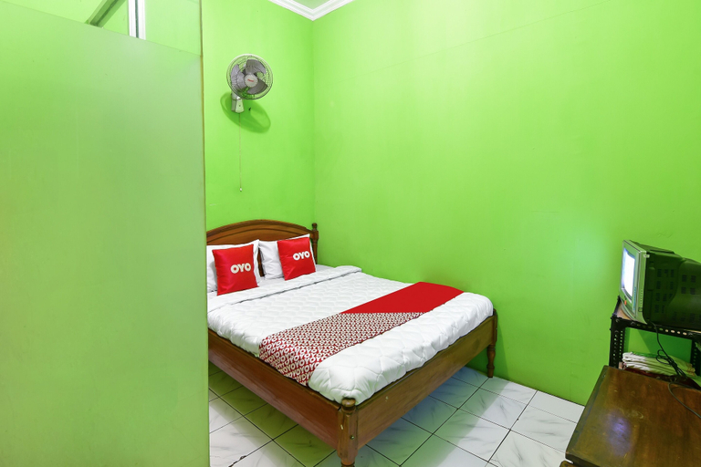 Room 3, SPOT ON 91357 Hotel Mulyo, Banyumas