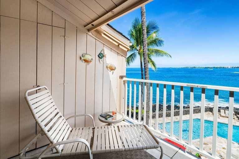 Property grounds 2, Great Ocean Views Wifi Free Concierge Top Floor - Vrkcv, Hawaii