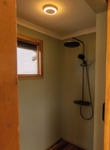 Bathroom shower, Malaika Mara River Migration Camp, Serengeti