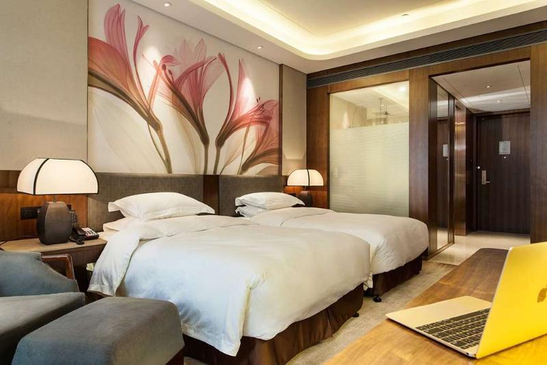 Bedroom 5, Ramada Plaza by Wyndham Changsha South, Changsha