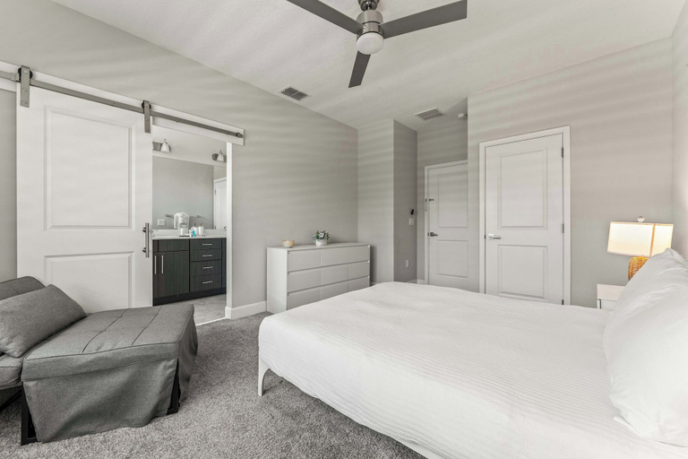Bedroom 3, Chic Villa Domani Retreat 9ppl, Polk
