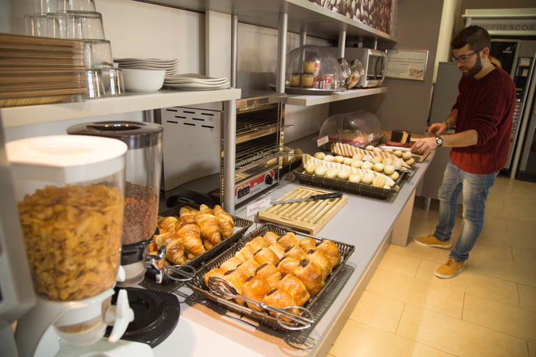 Food & Drinks 5, B&B Hotel Valencia Aeropuerto, Valencia